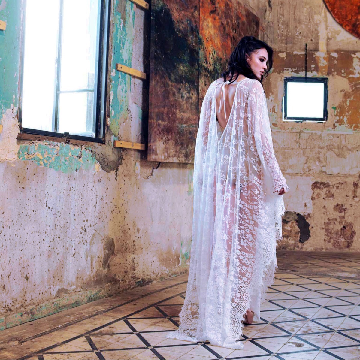Robe longue ample en dentelle  - Women Fashion Photoshoot avis et prix